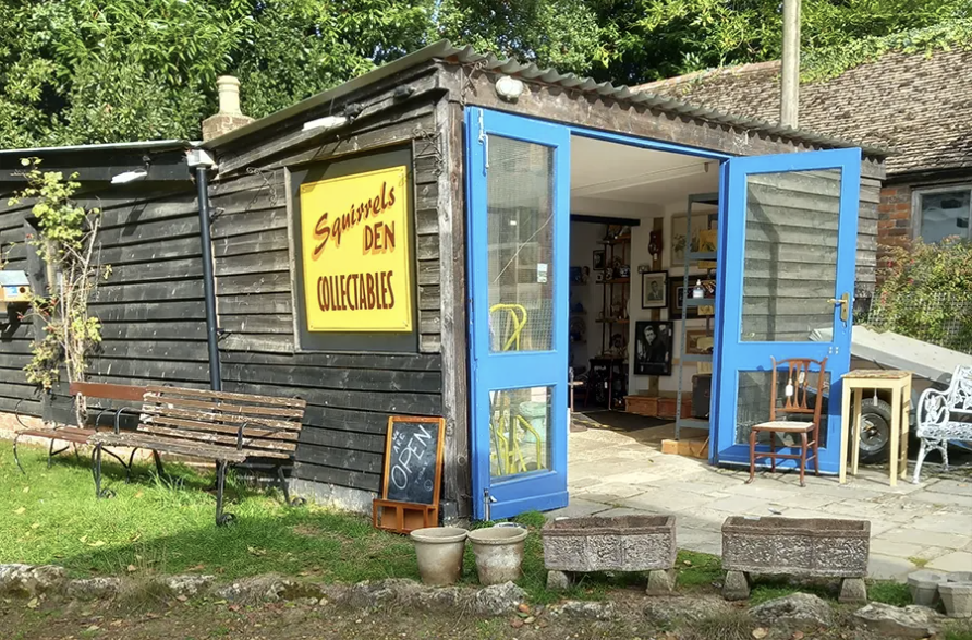 Squirrels Den Collectables, Arreton Barns, Isle of Wight